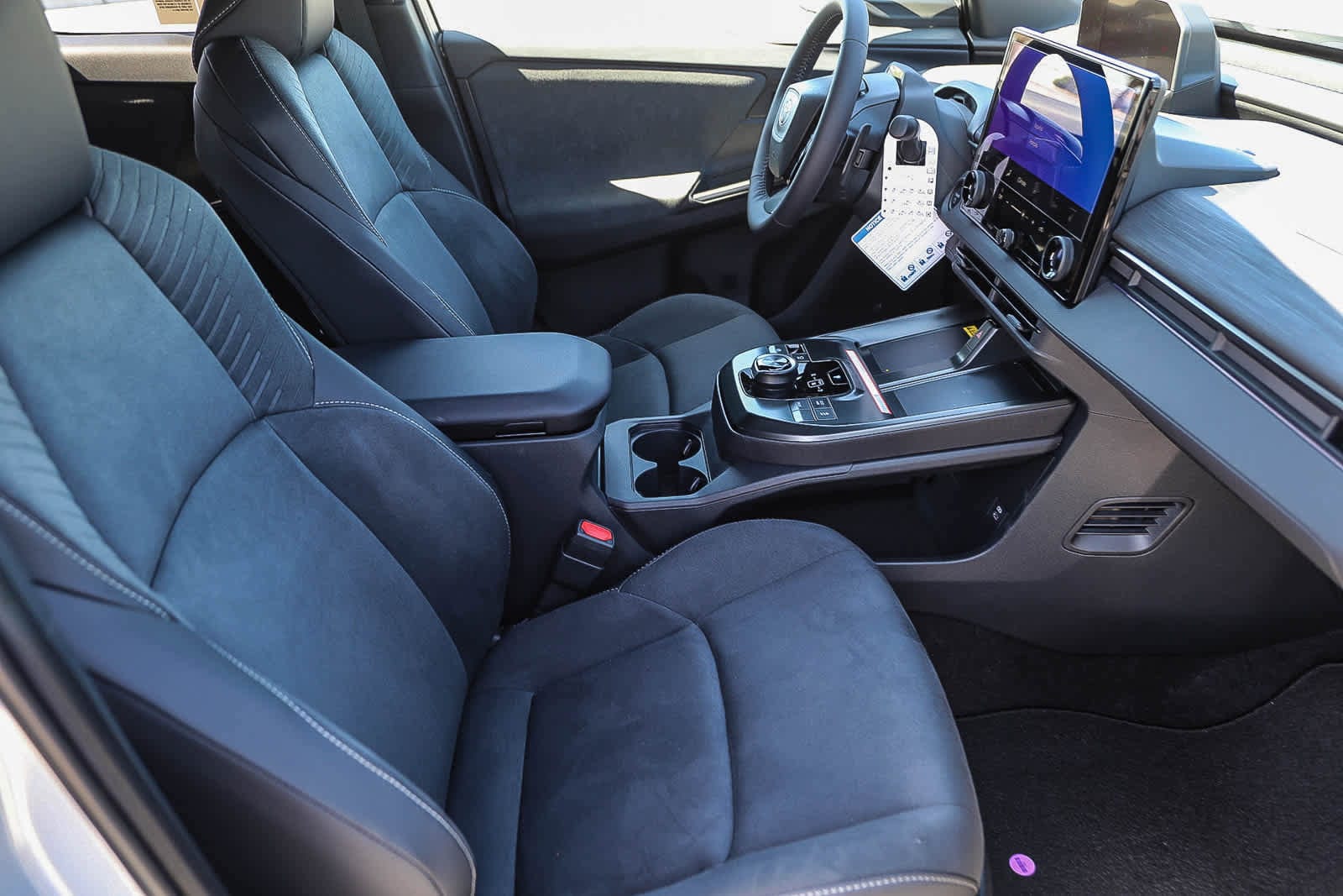 Thumbnail: 2026 Toyota C-HR - 18