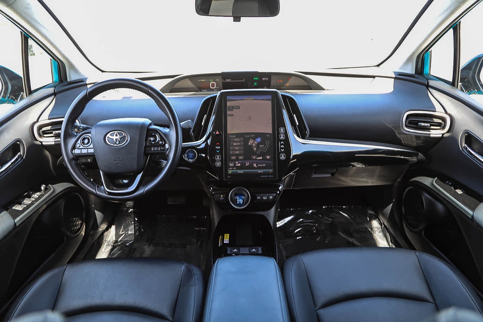 Thumbnail: 2020 Toyota Prius Prime - 12