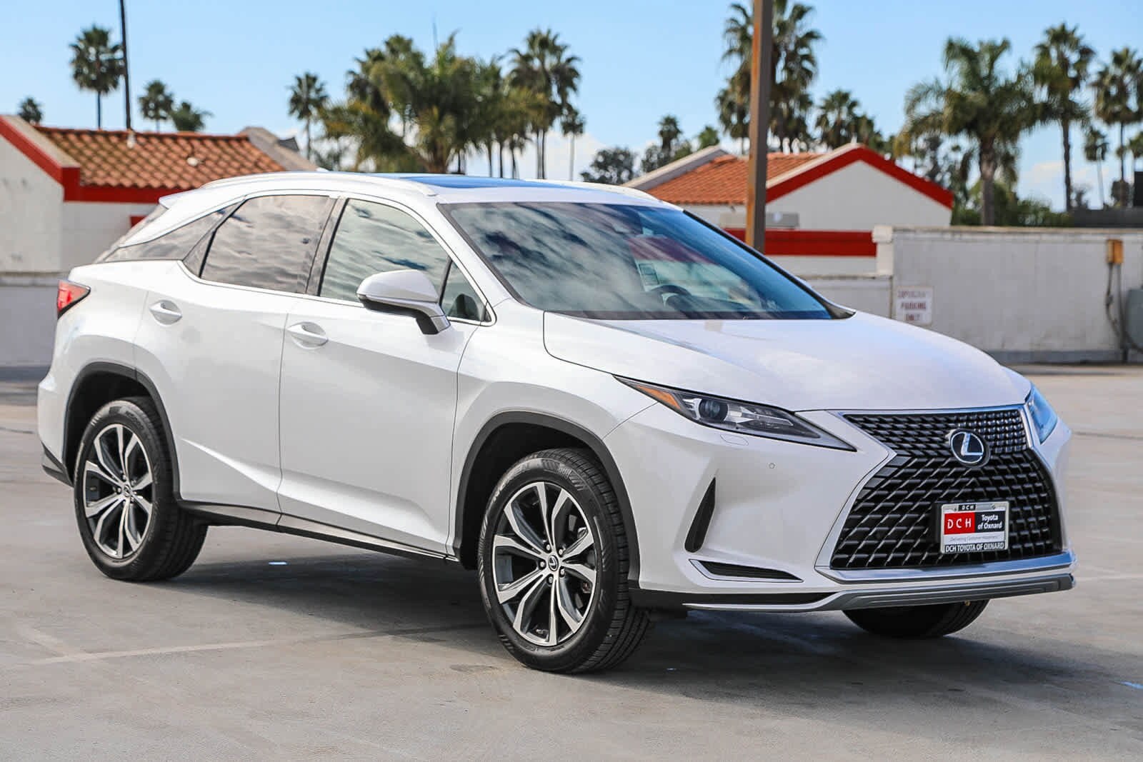 Thumbnail: 2022 Lexus RX - 4