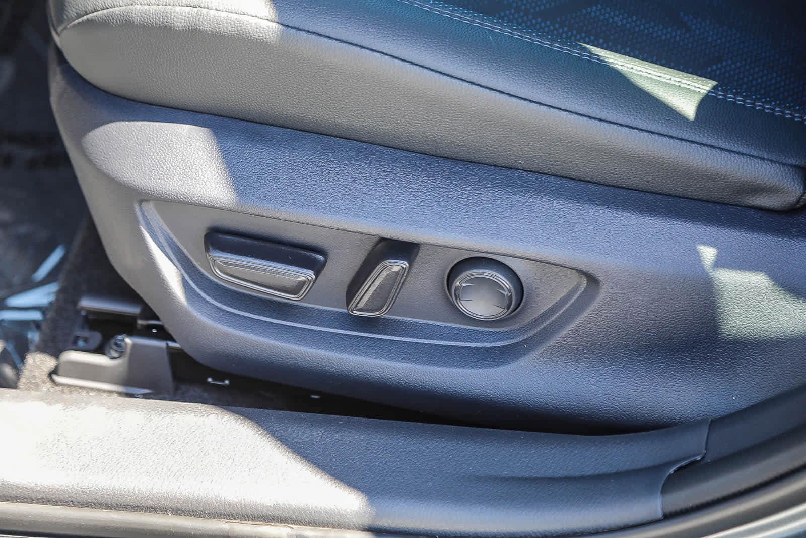 Thumbnail: 2026 Toyota Camry - 21