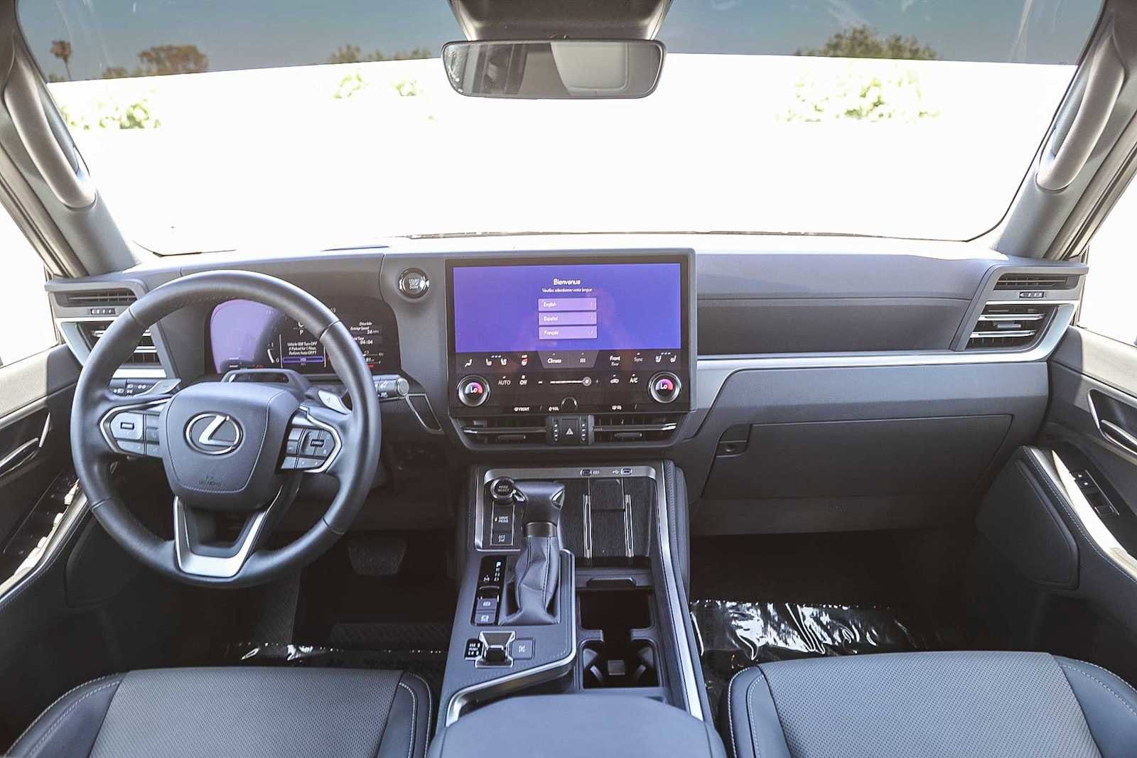 Thumbnail: 2025 Lexus GX - 12