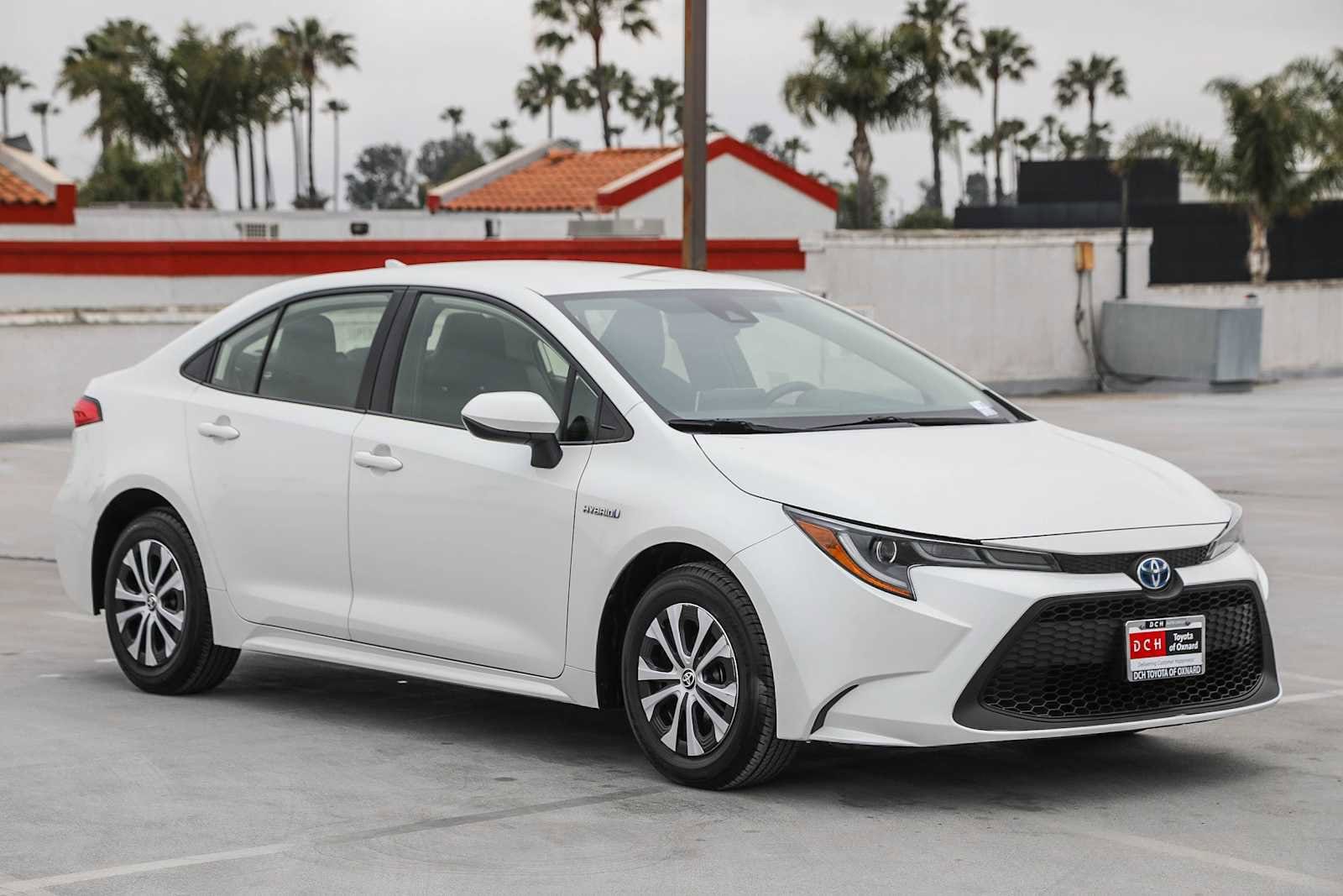 Thumbnail: 2021 Toyota Corolla - 3
