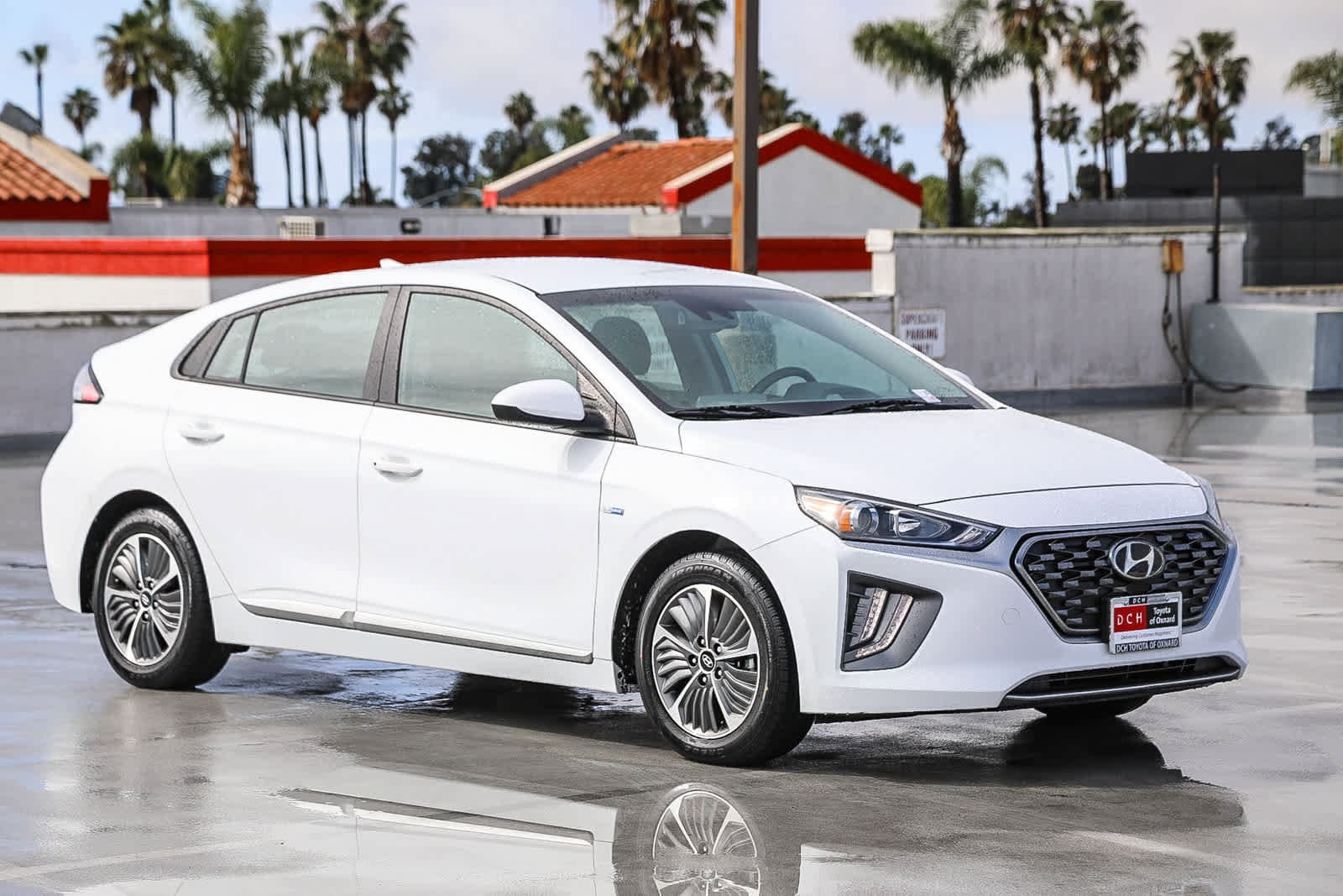 Thumbnail: 2020 Hyundai Ioniq - 4