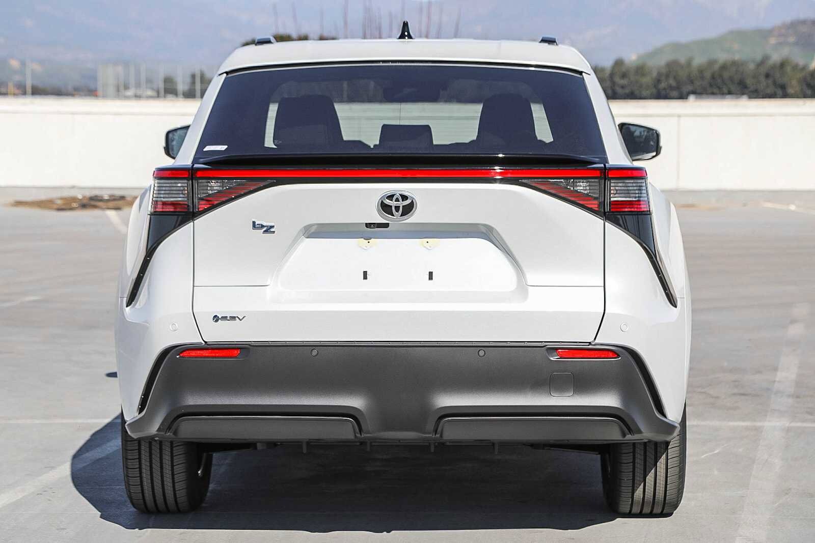 Thumbnail: 2026 Toyota bZ - 6