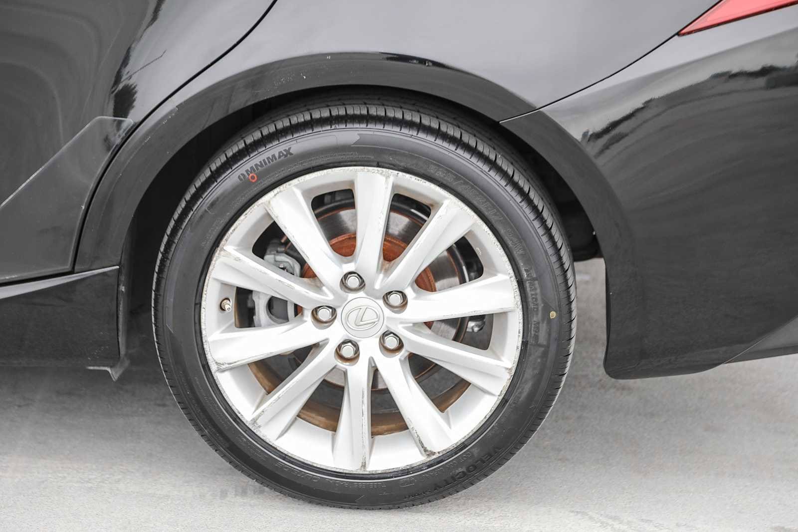 Thumbnail: 2014 Lexus IS - 10