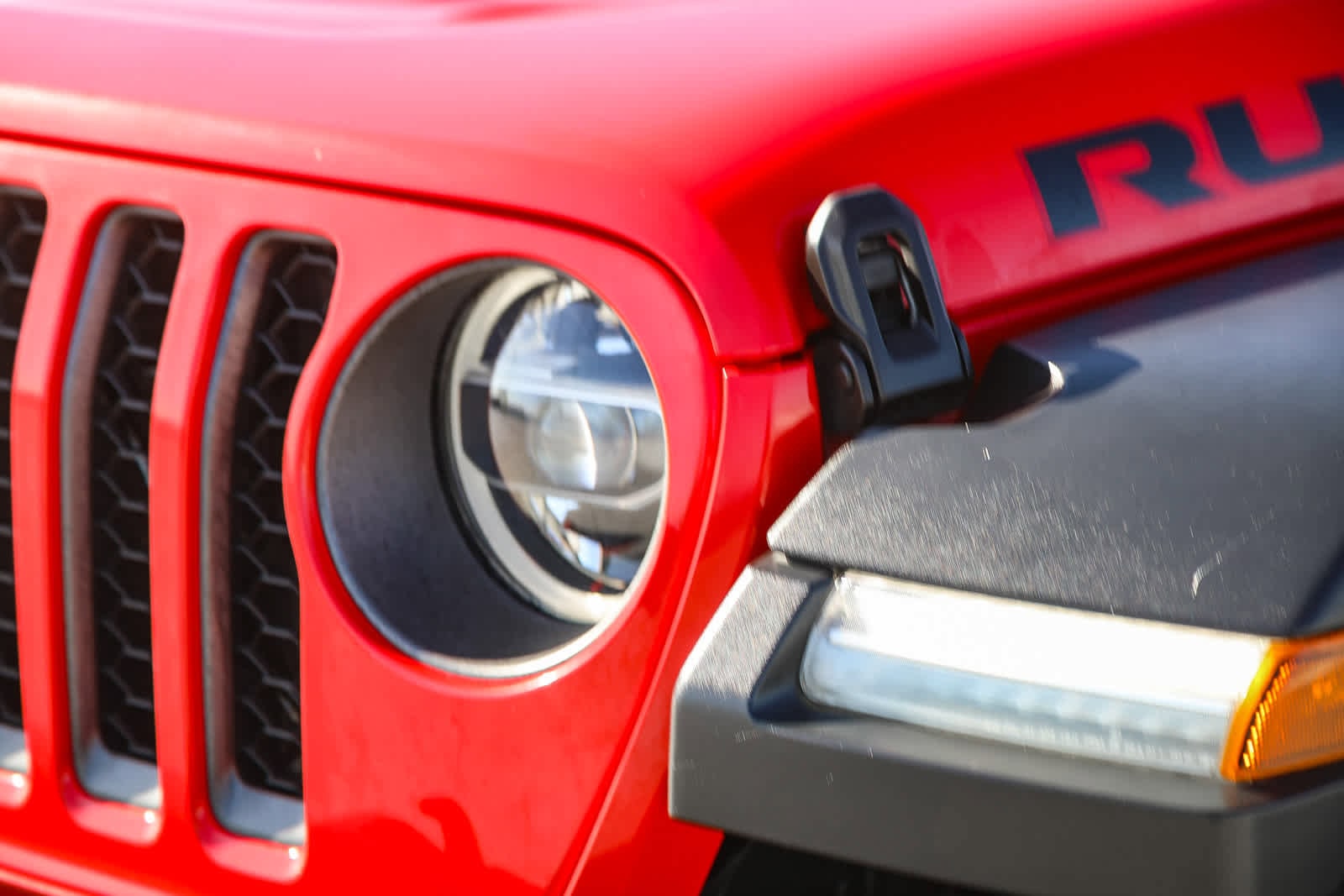 Thumbnail: 2020 Jeep Gladiator - 7
