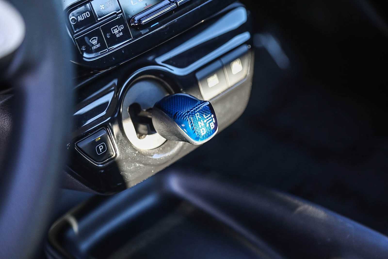 Thumbnail: 2017 Toyota Prius - 20