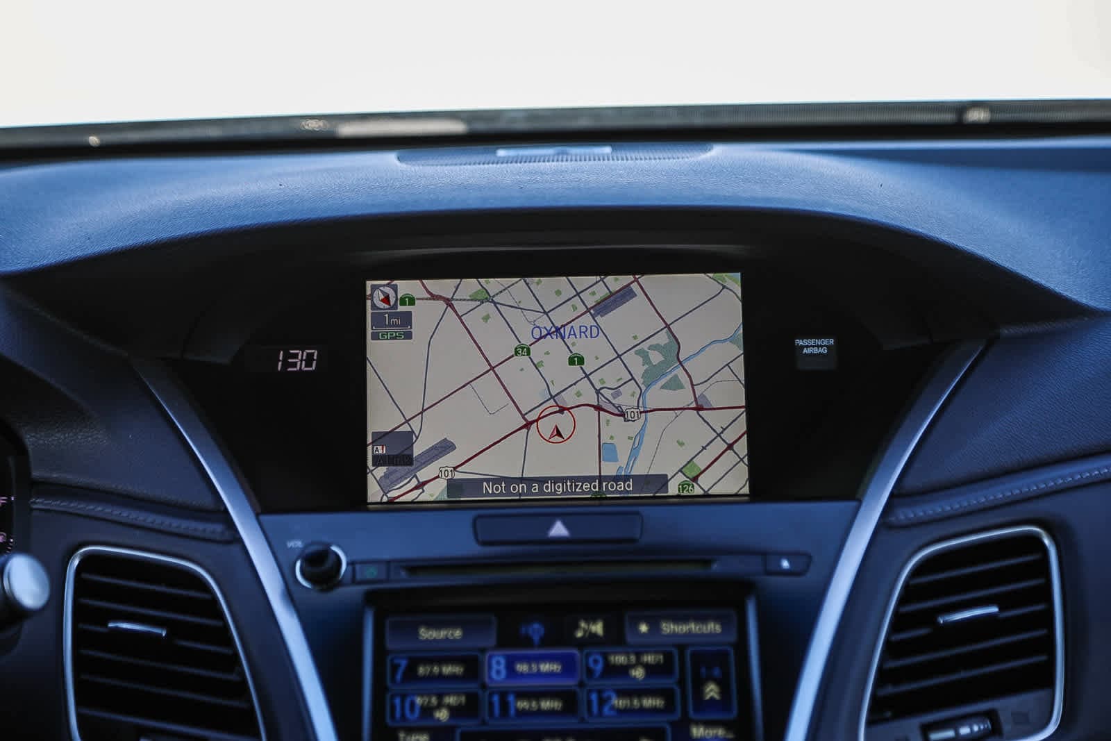 Thumbnail: 2018 Acura RLX - 14