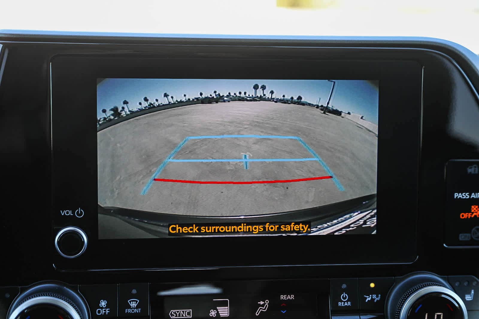 Thumbnail: 2023 Toyota Highlander - 24