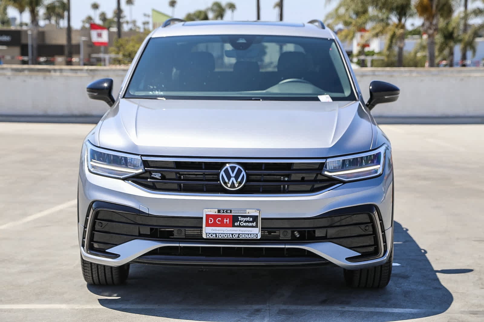 Used 2023 Volkswagen Tiguan SE R-LINE BLACK with VIN 3VVCB7AX7PM142060 for sale in Oxnard, CA