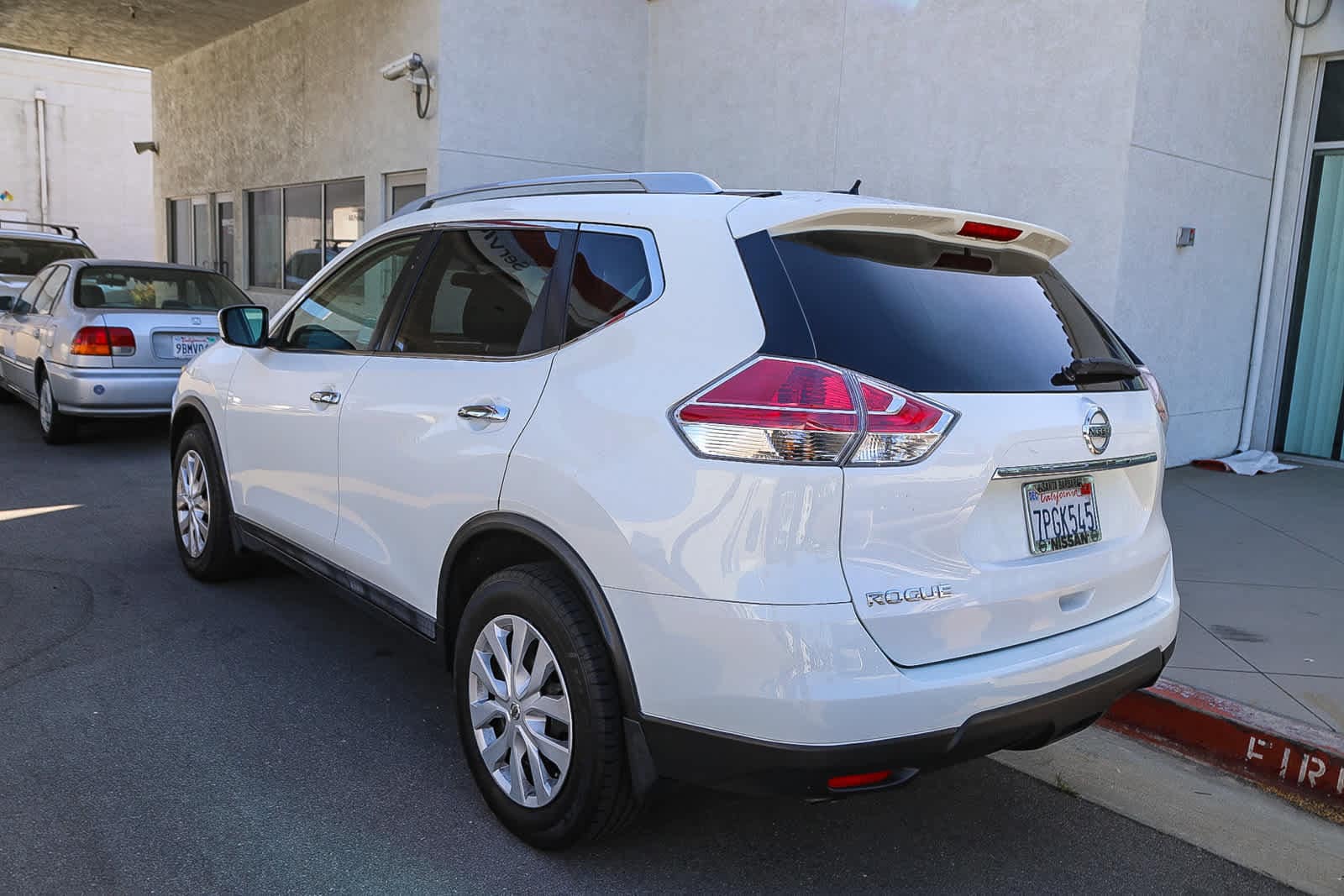 Thumbnail: 2016 Nissan Rogue - 7
