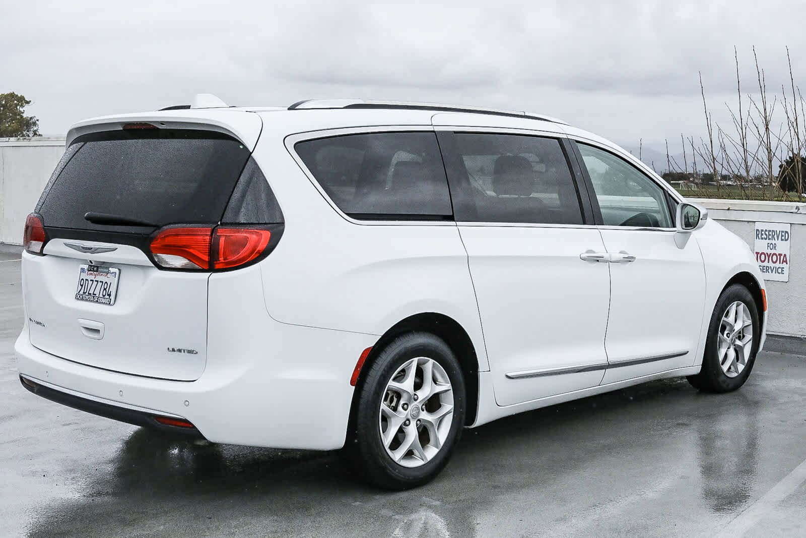 2020 Chrysler Pacifica Limited 4