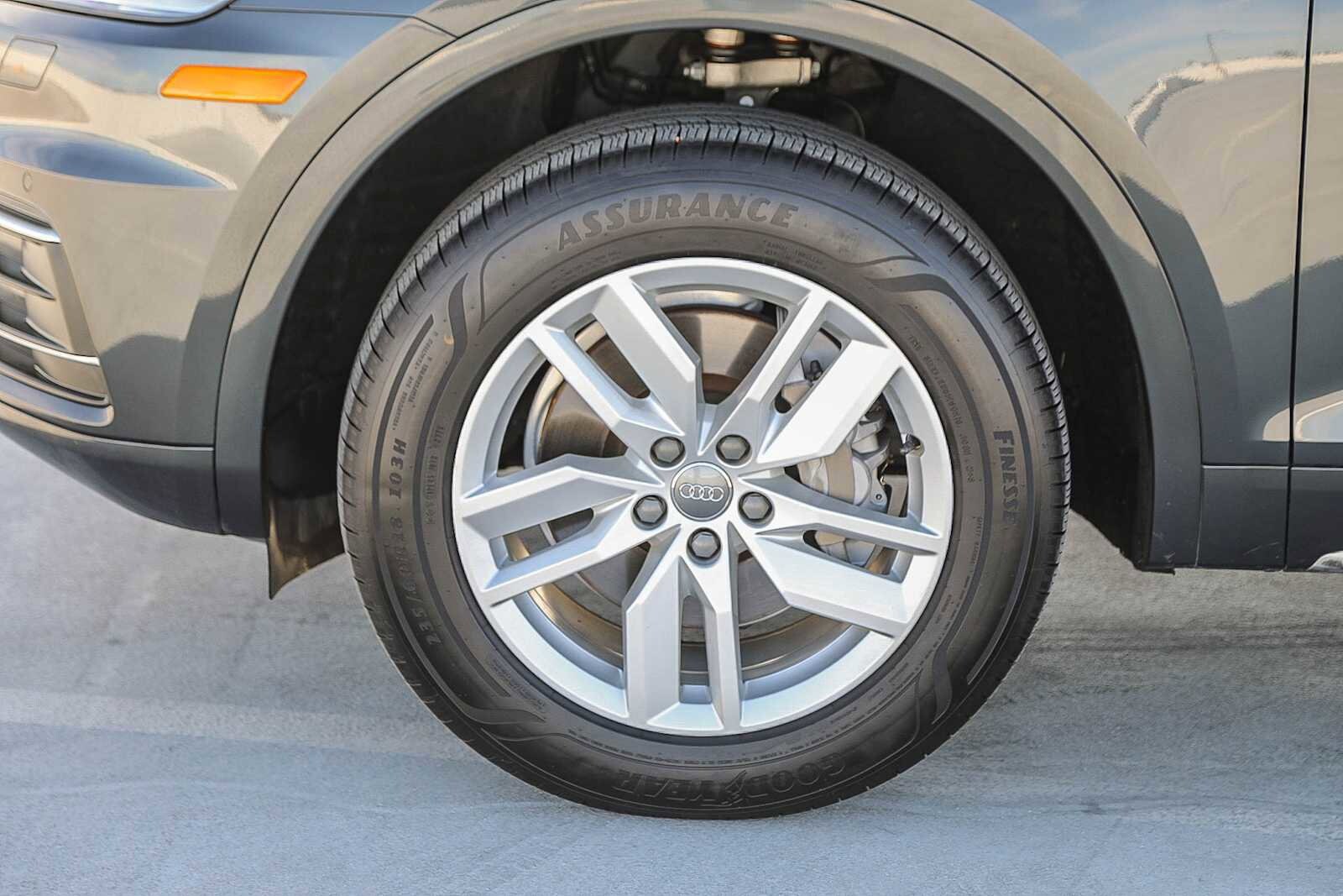 Thumbnail: 2020 Audi Q5 - 10