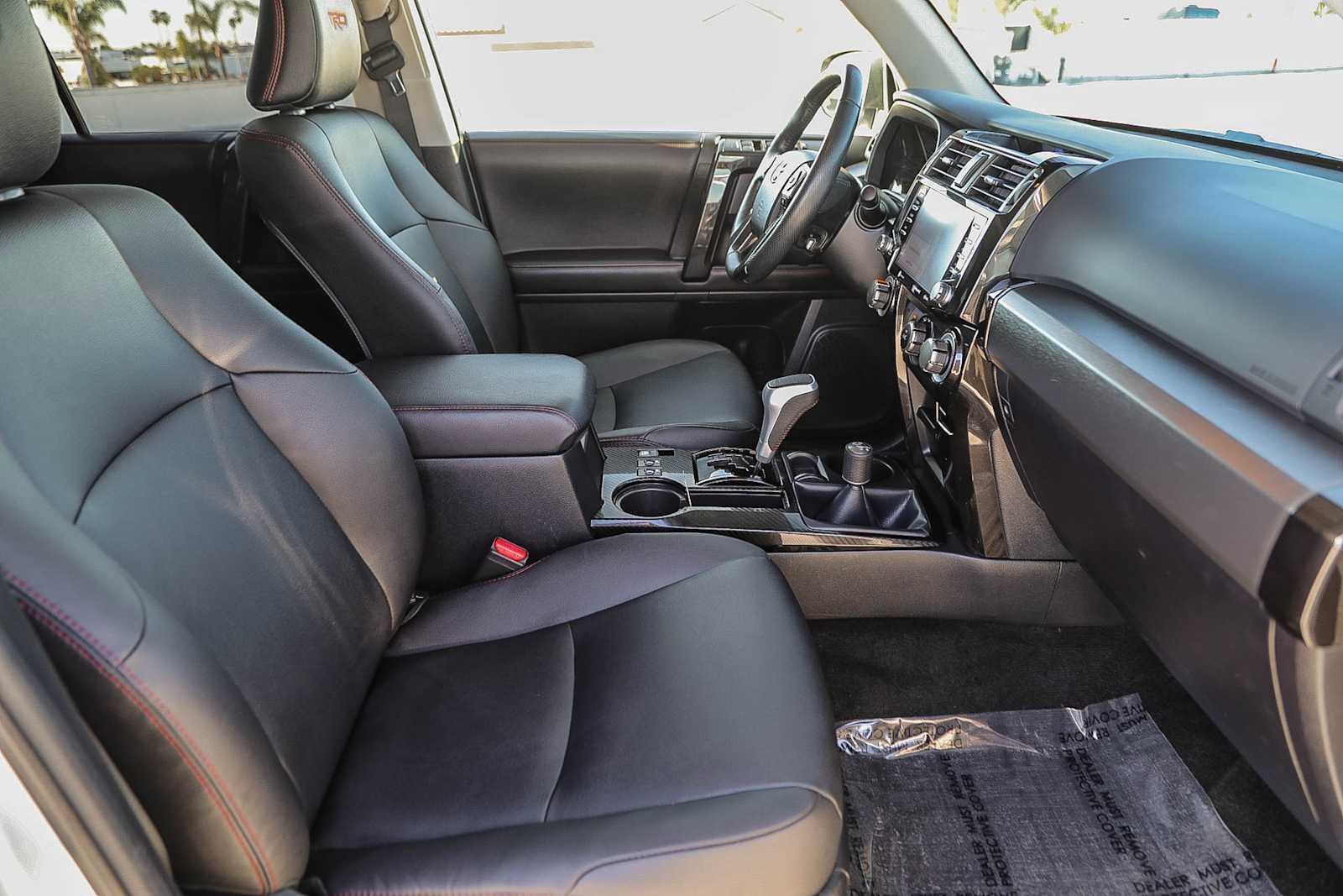 Thumbnail: 2024 Toyota 4Runner - 17