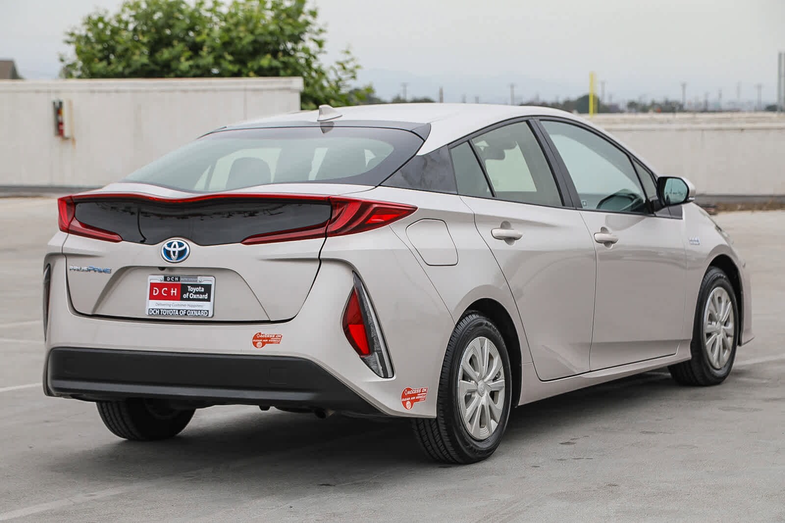 Thumbnail: 2017 Toyota Prius Prime - 5