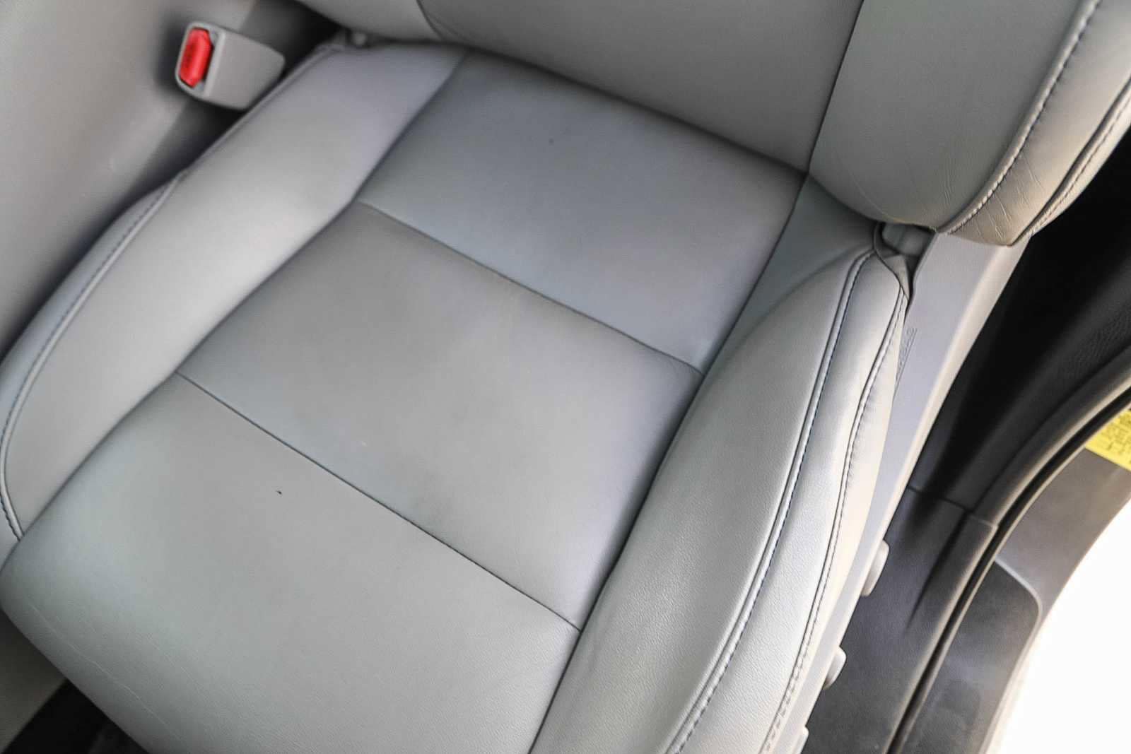 Thumbnail: 2019 Toyota Highlander - 22