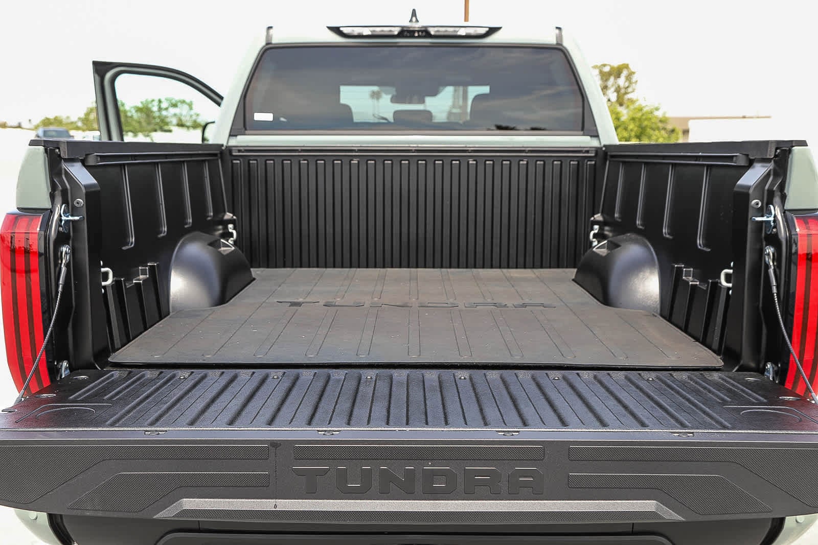 Thumbnail: 2026 Toyota Tundra - 12