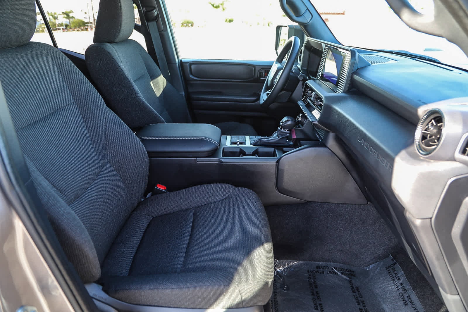 Thumbnail: 2025 Toyota Land Cruiser - 17