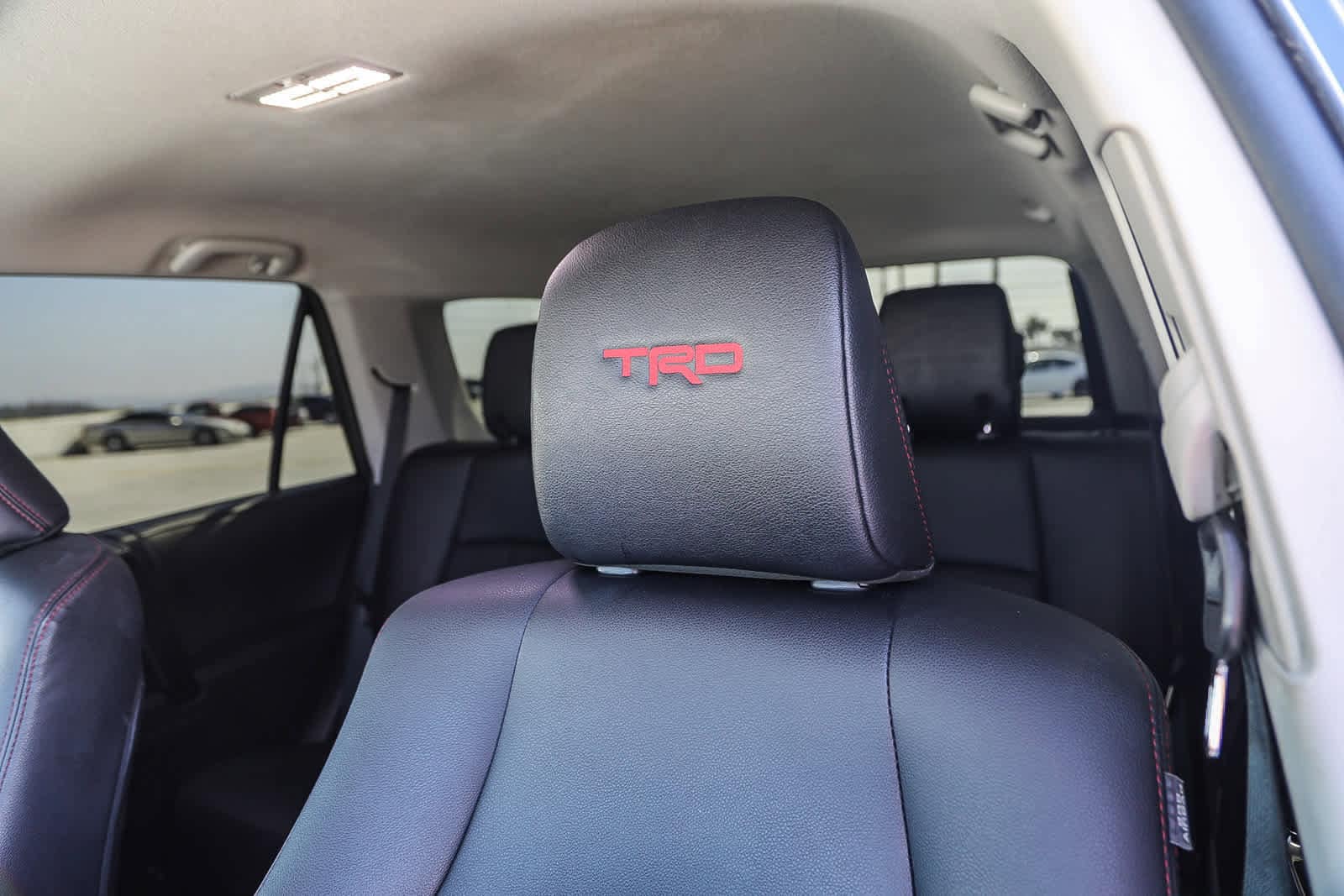 Thumbnail: 2022 Toyota 4Runner - 23