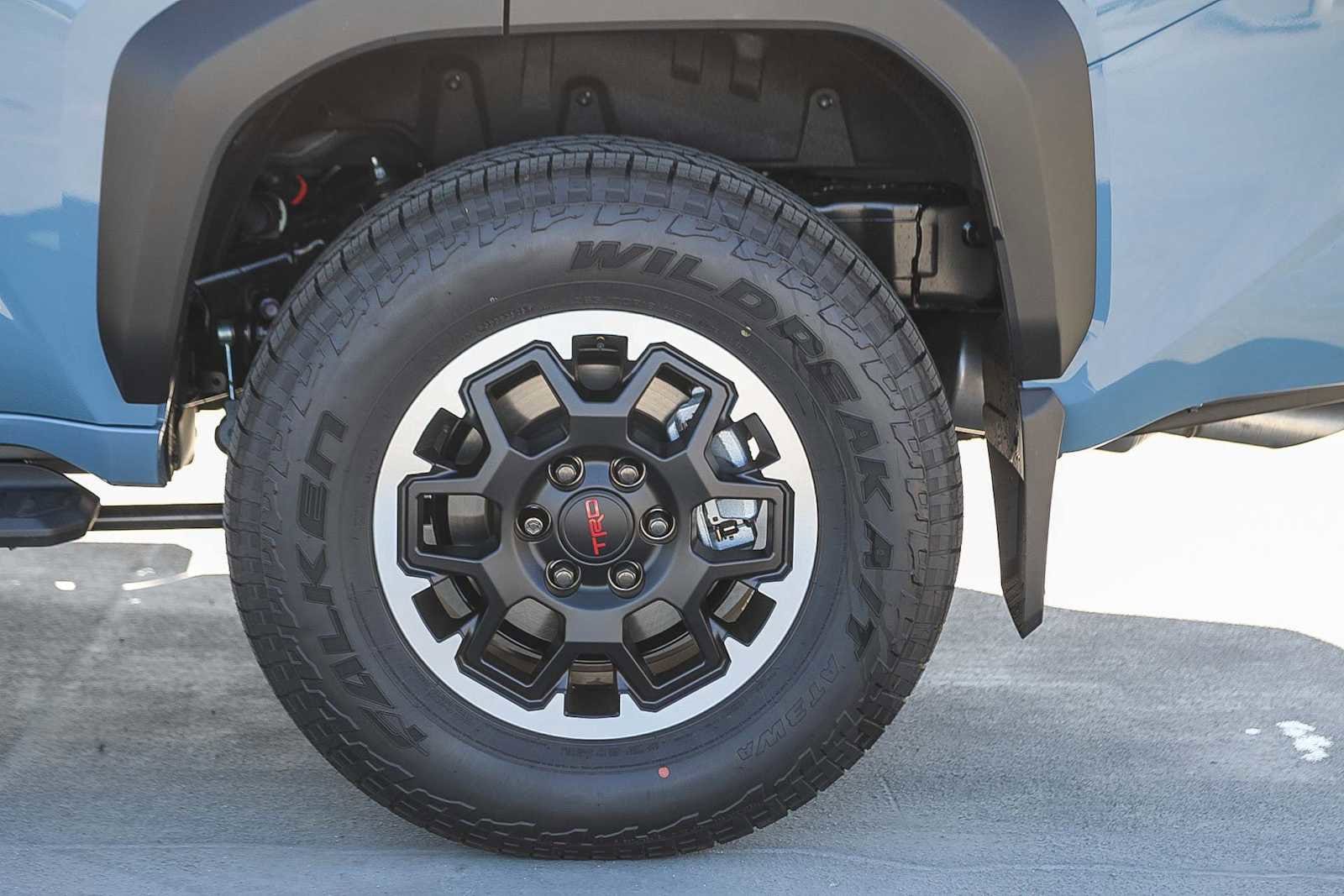 Thumbnail: 2025 Toyota 4Runner - 10