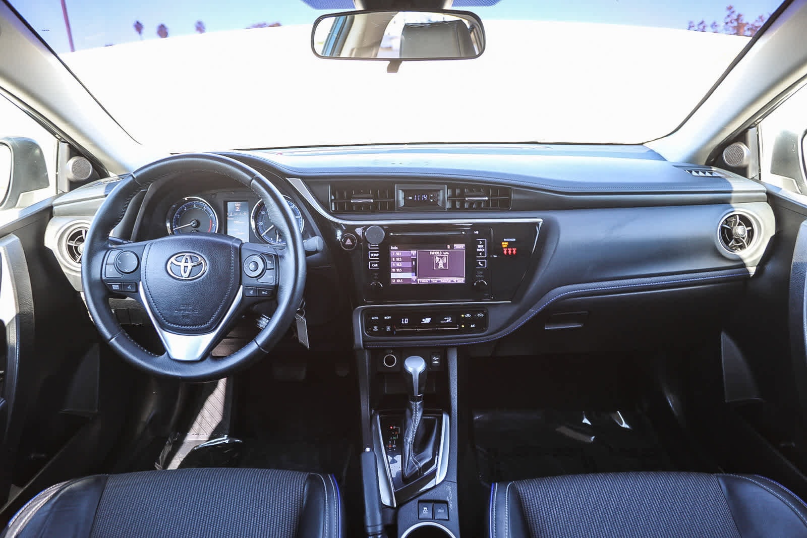 Thumbnail: 2019 Toyota Corolla - 13