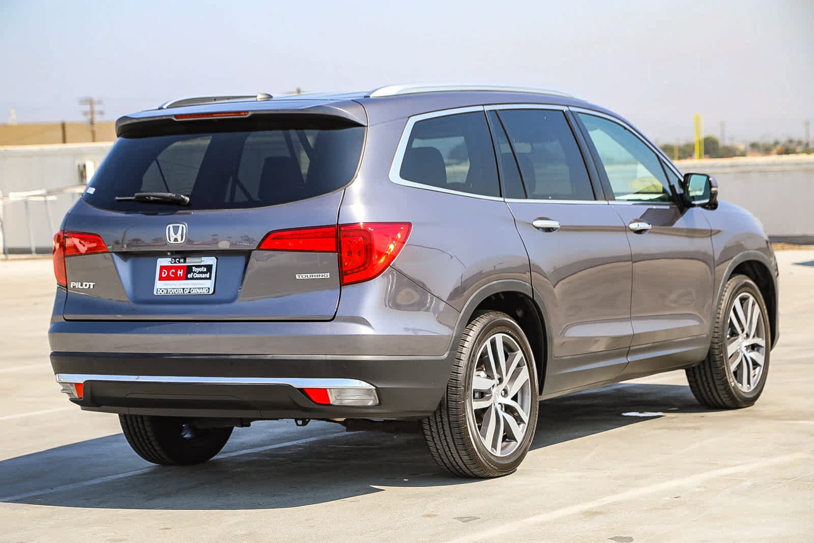 2017 Honda Pilot Touring photo 4
