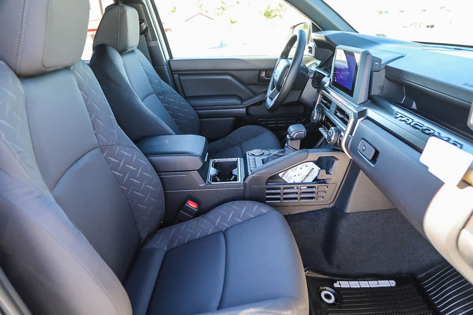 Thumbnail: 2025 Toyota Tacoma - 17