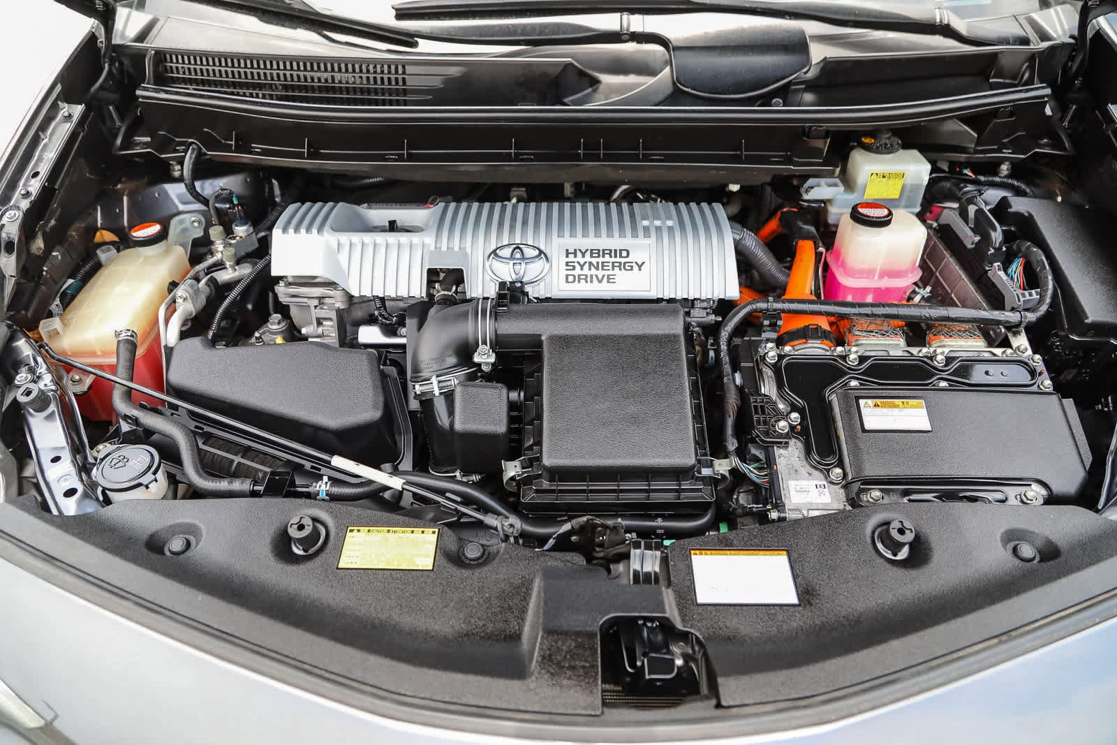 Thumbnail: 2015 Toyota Prius v - 24
