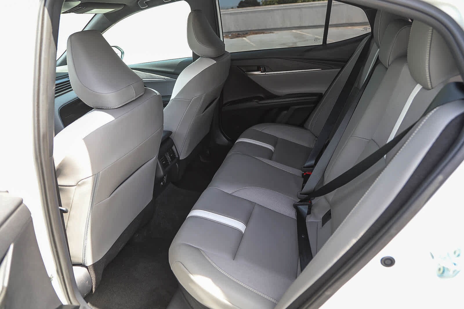 Thumbnail: 2025 Toyota Camry - 19