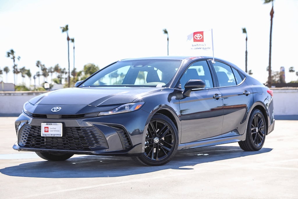 Certified 2025 Toyota Camry SE Sedan