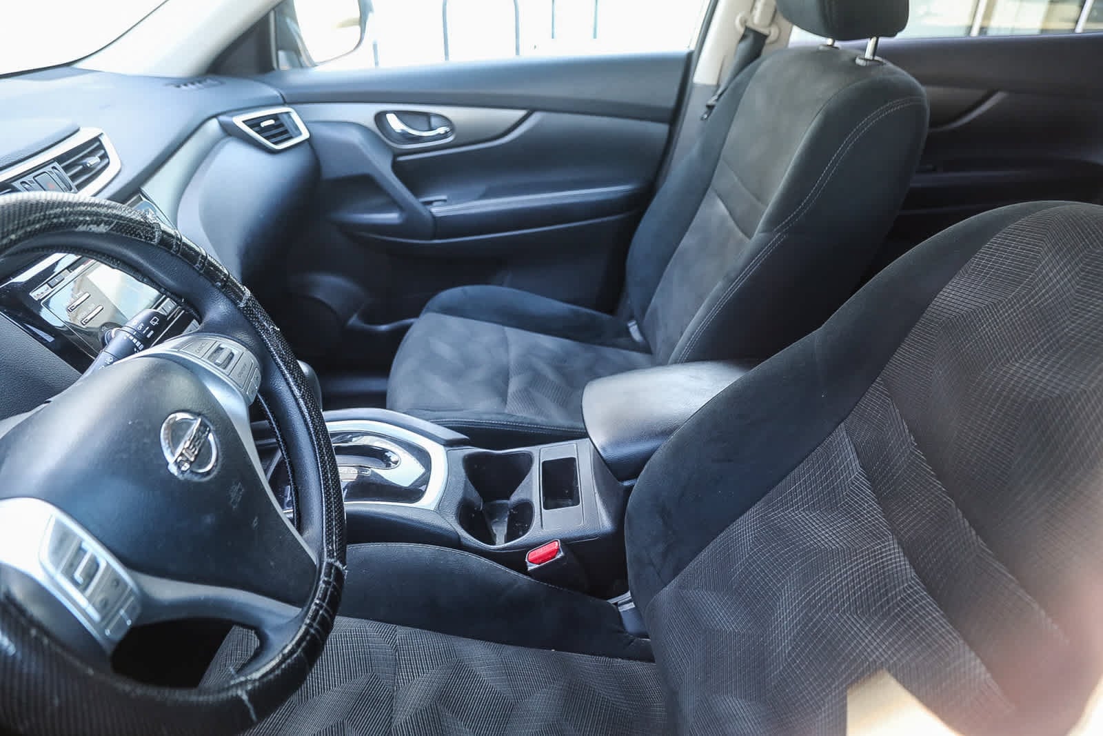 Thumbnail: 2016 Nissan Rogue - 22