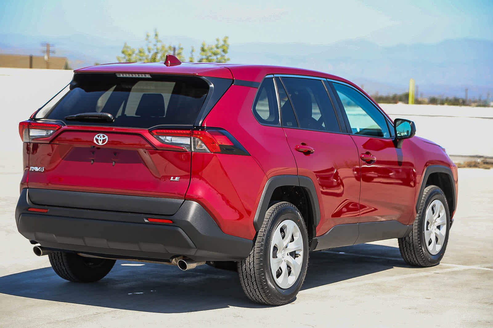 Thumbnail: 2025 Toyota RAV4 - 6