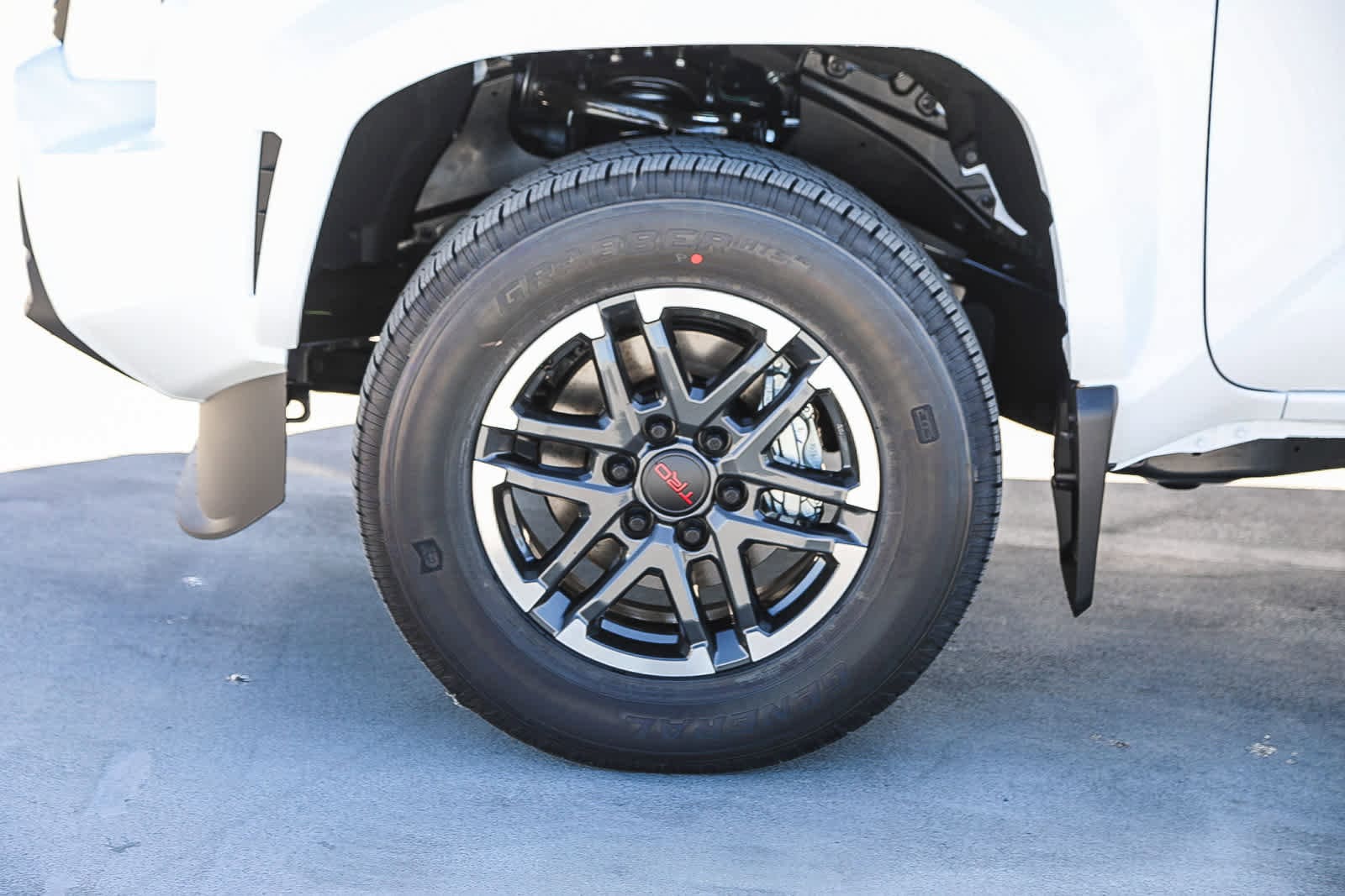 Thumbnail: 2025 Toyota Tacoma - 10