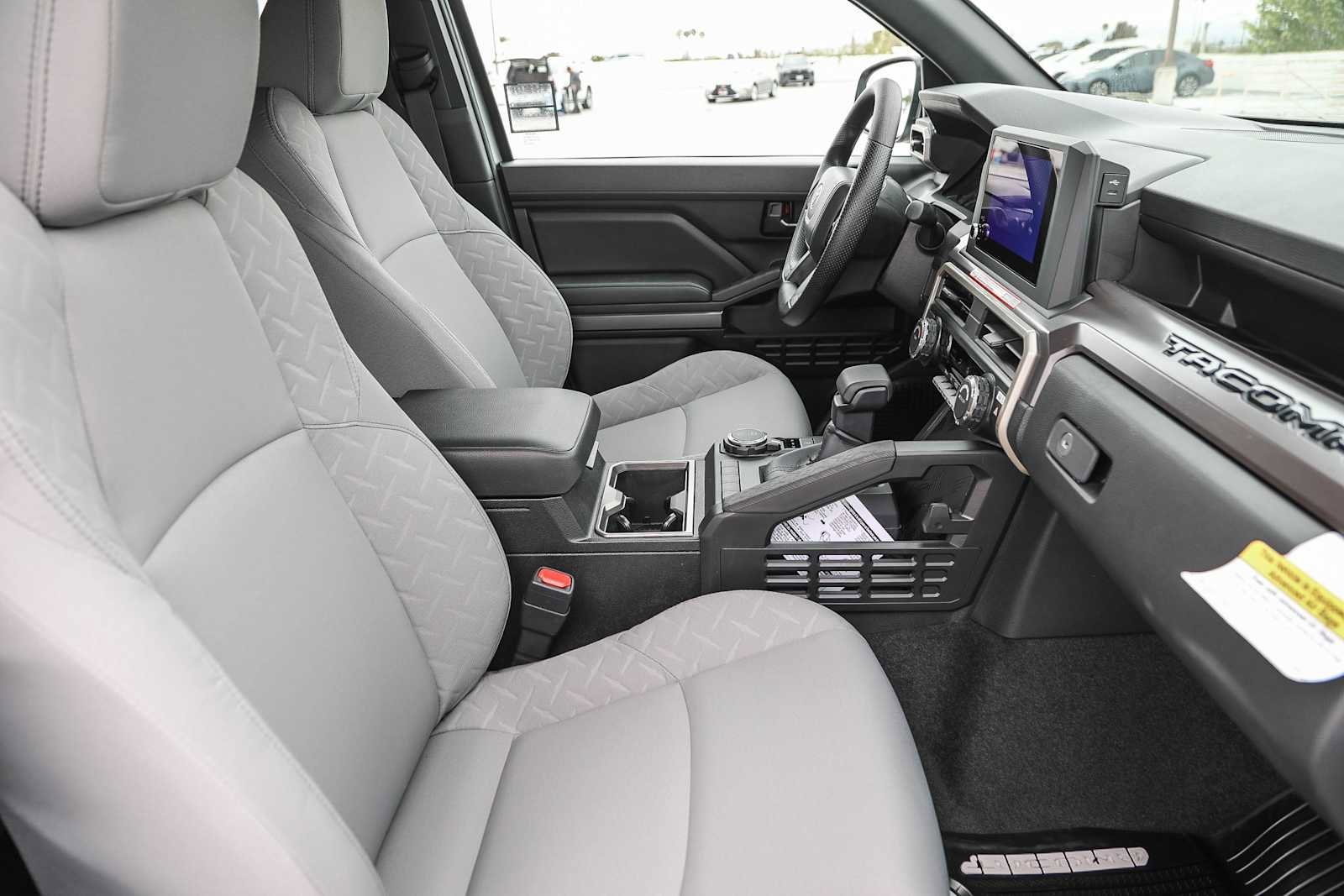 2025 Toyota Tacoma SR5 17