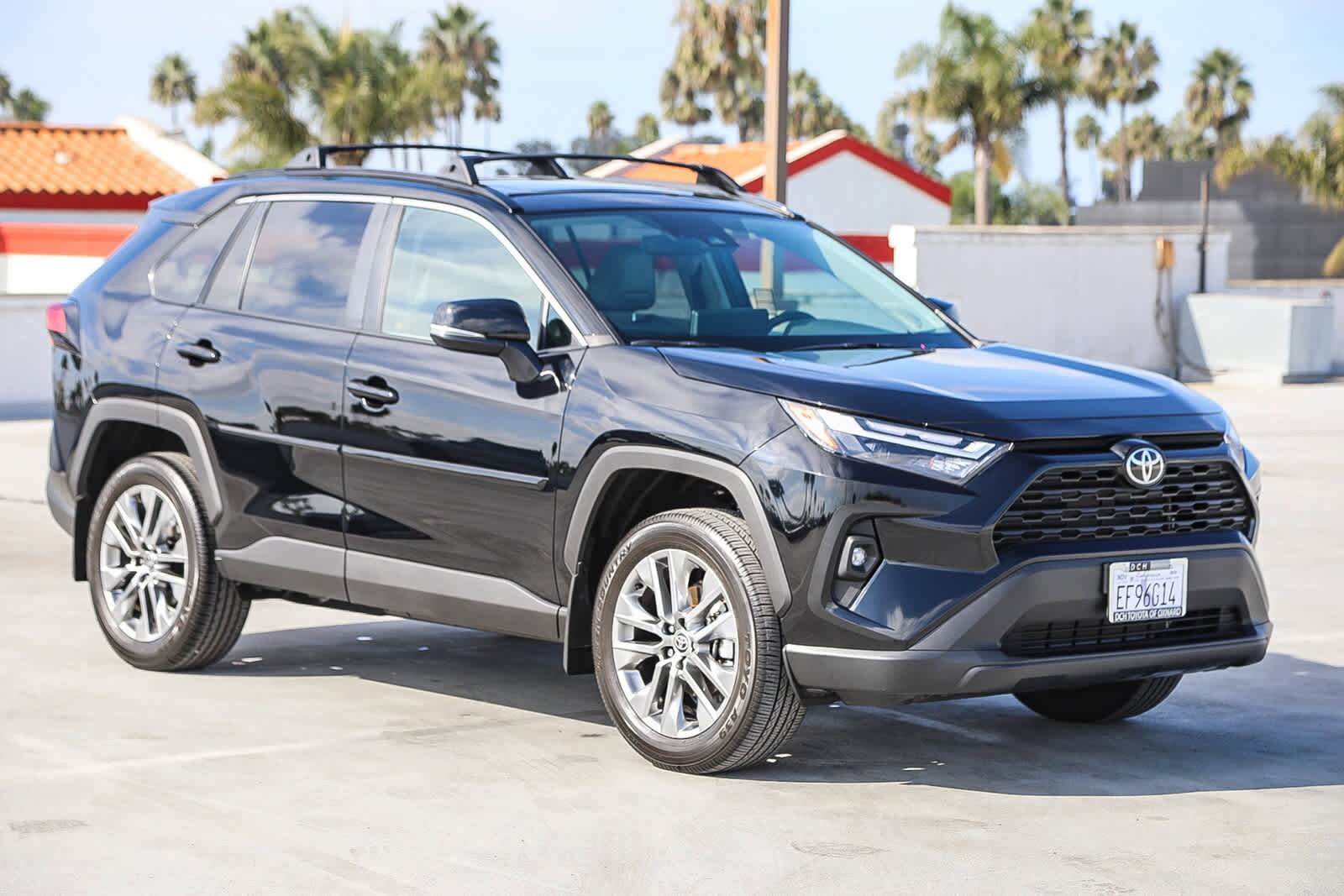 2025 Toyota RAV4 XLE Premium photo 3