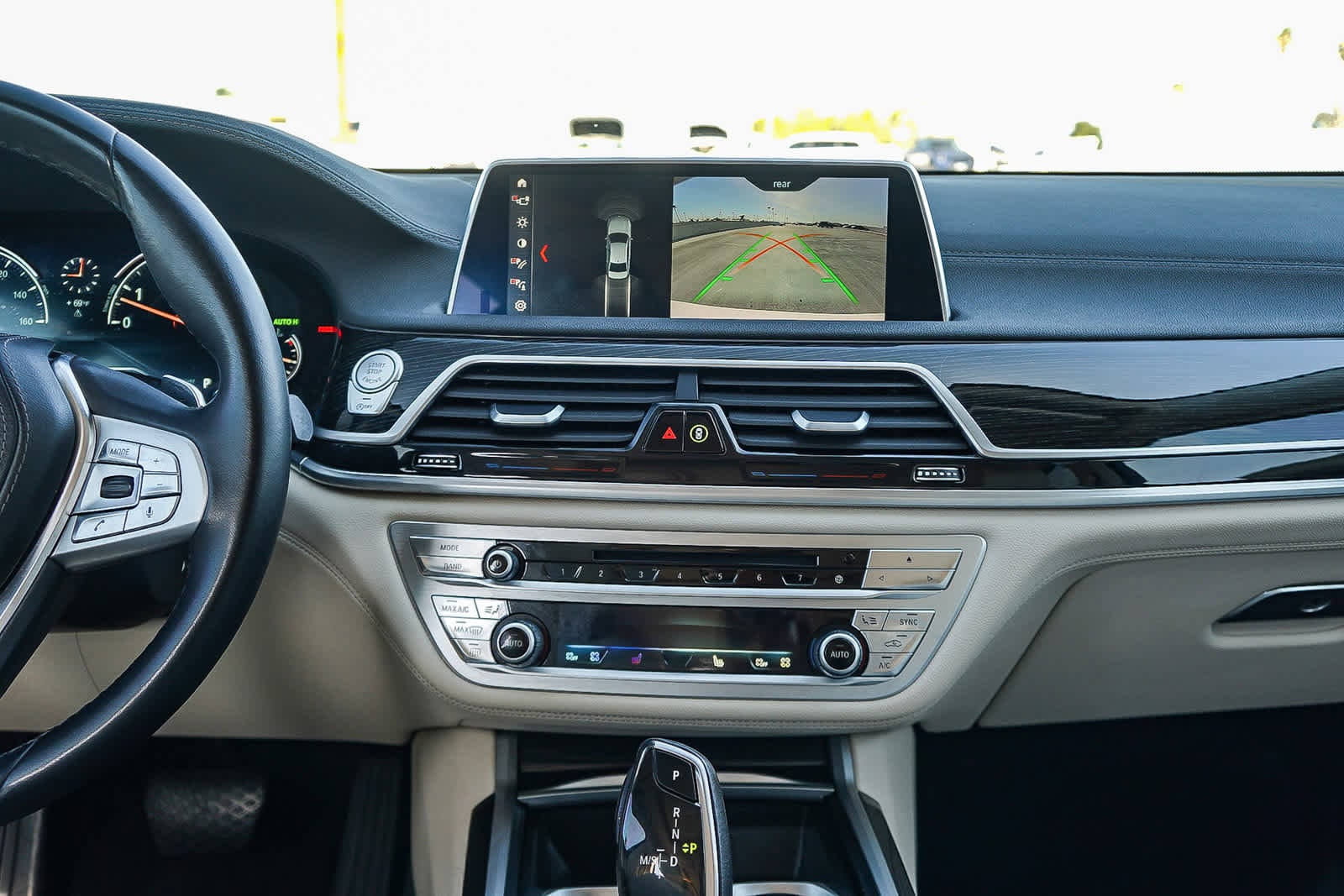 Thumbnail: 2019 BMW 7 Series - 14