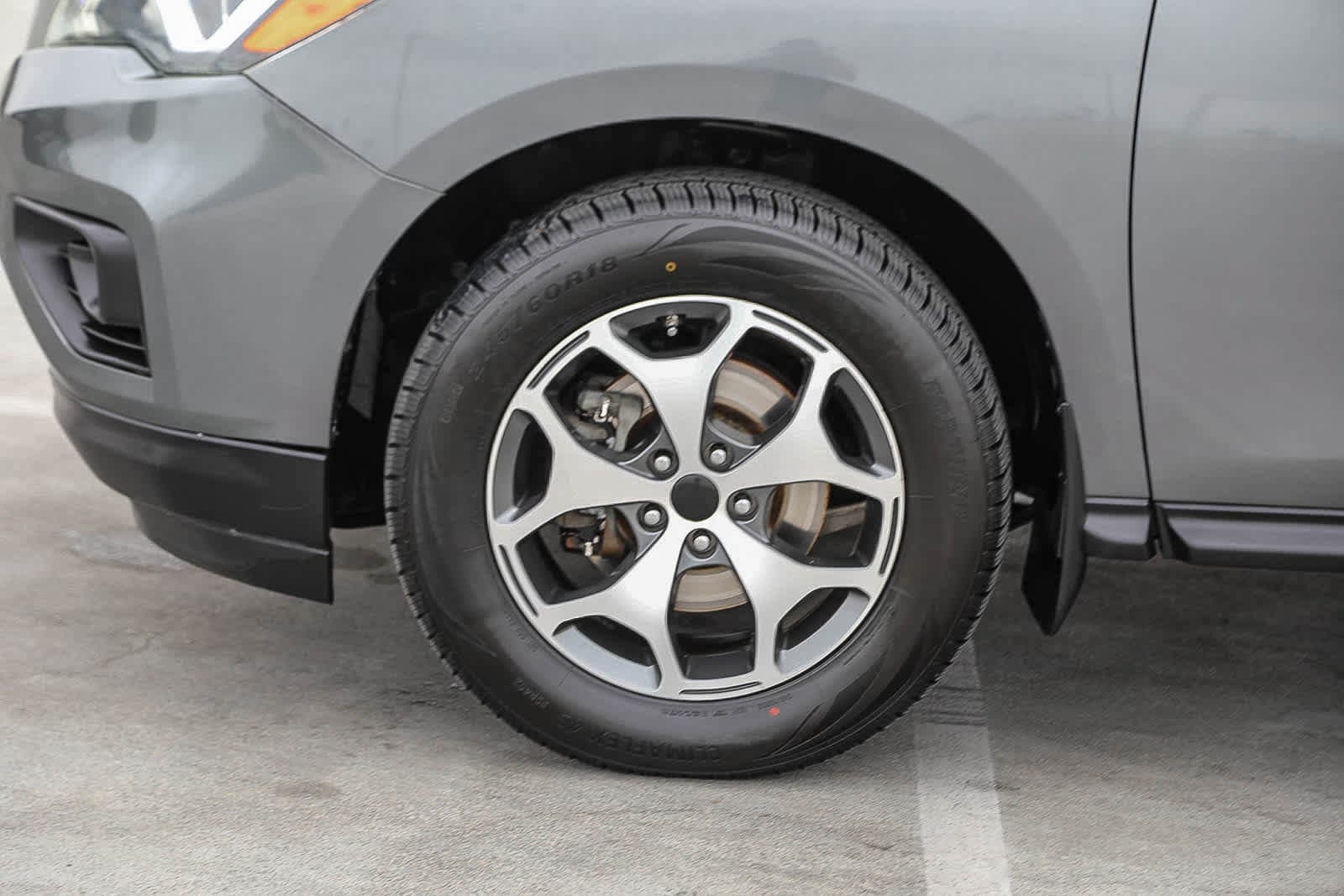 Thumbnail: 2019 Nissan Pathfinder - 10