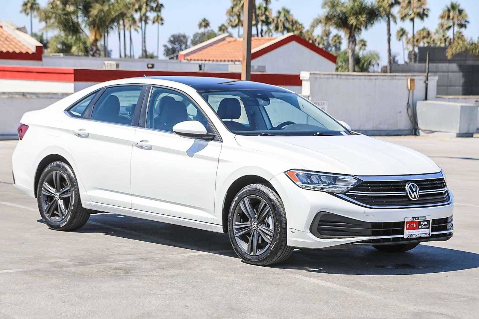 2023 Volkswagen Jetta 1.5T SE photo 3