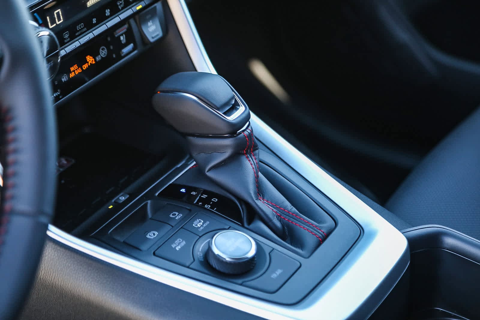 Thumbnail: 2025 Toyota RAV4 - 22