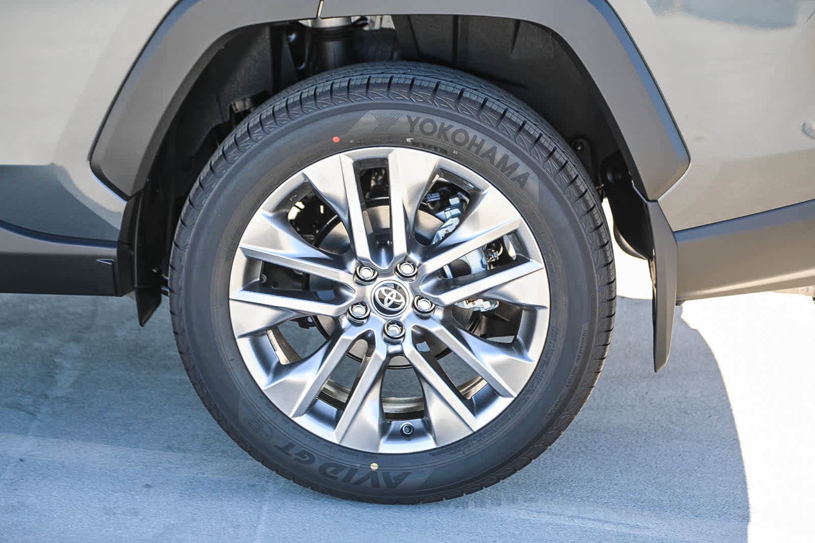 Thumbnail: 2025 Toyota RAV4 - 10