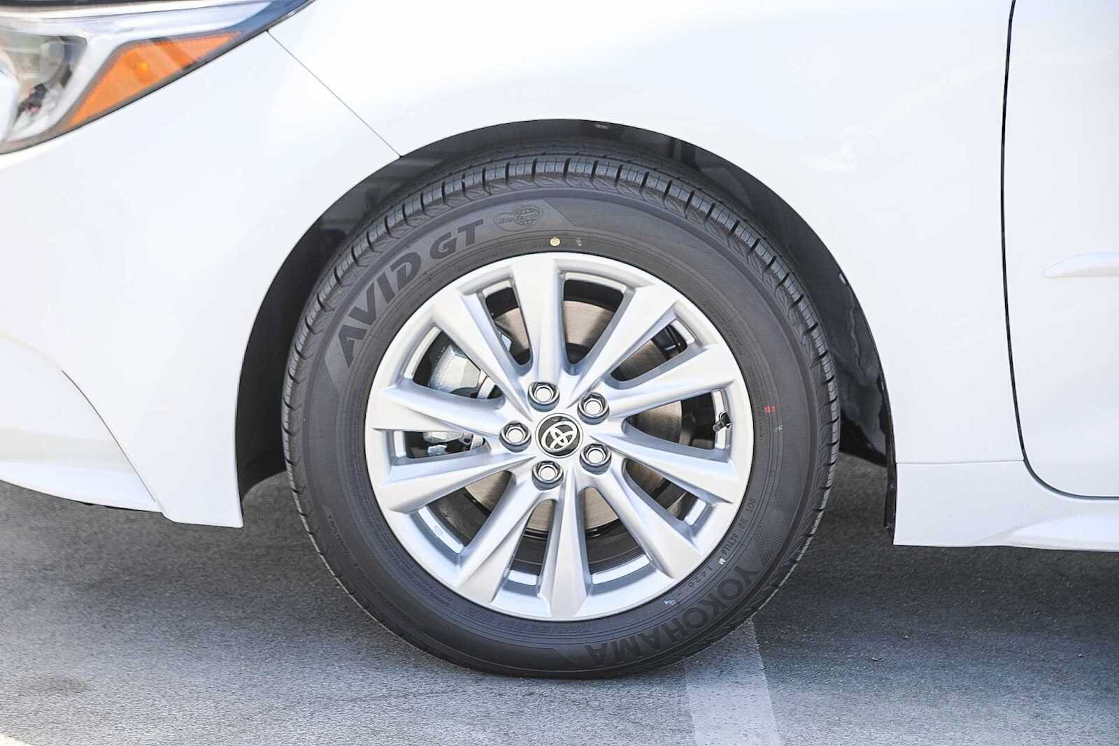 Thumbnail: 2026 Toyota Corolla - 10