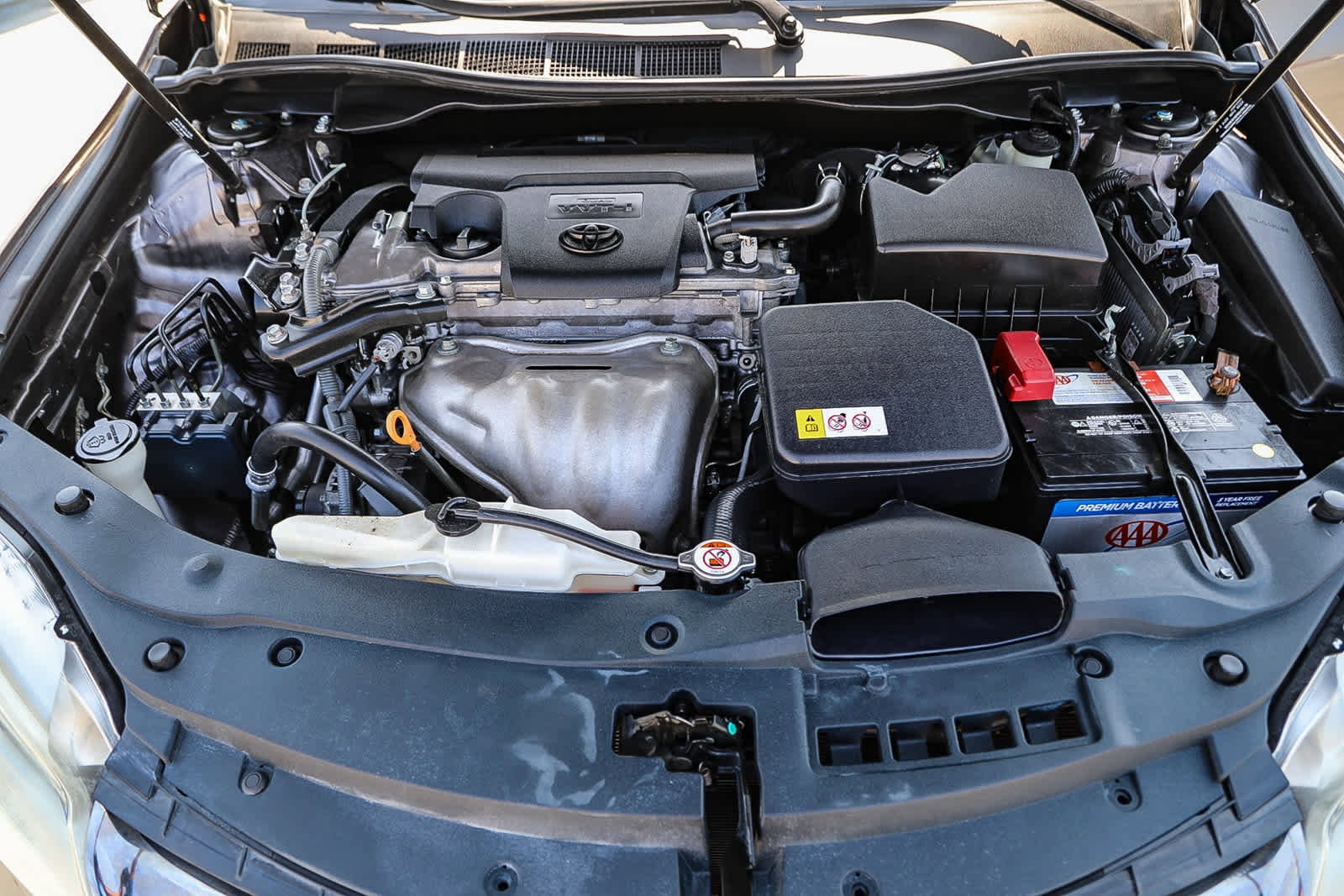 Thumbnail: 2017 Toyota Camry - 25