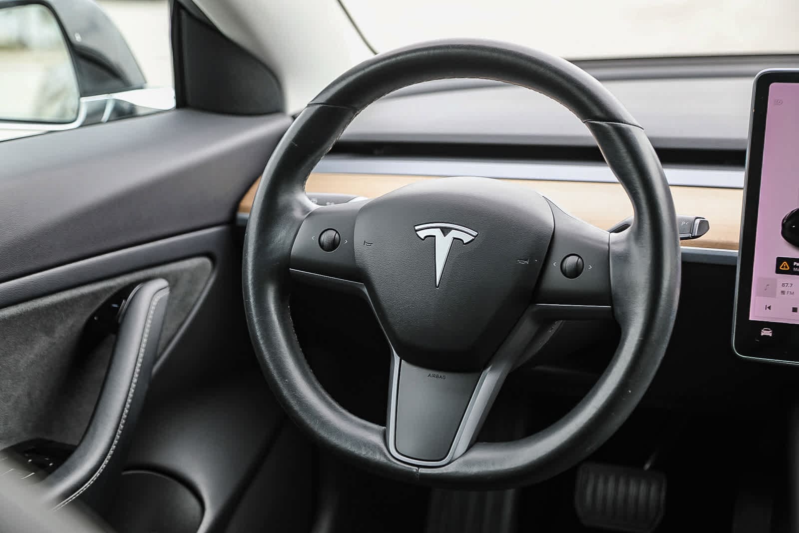 Thumbnail: 2019 Tesla Model 3 - 15