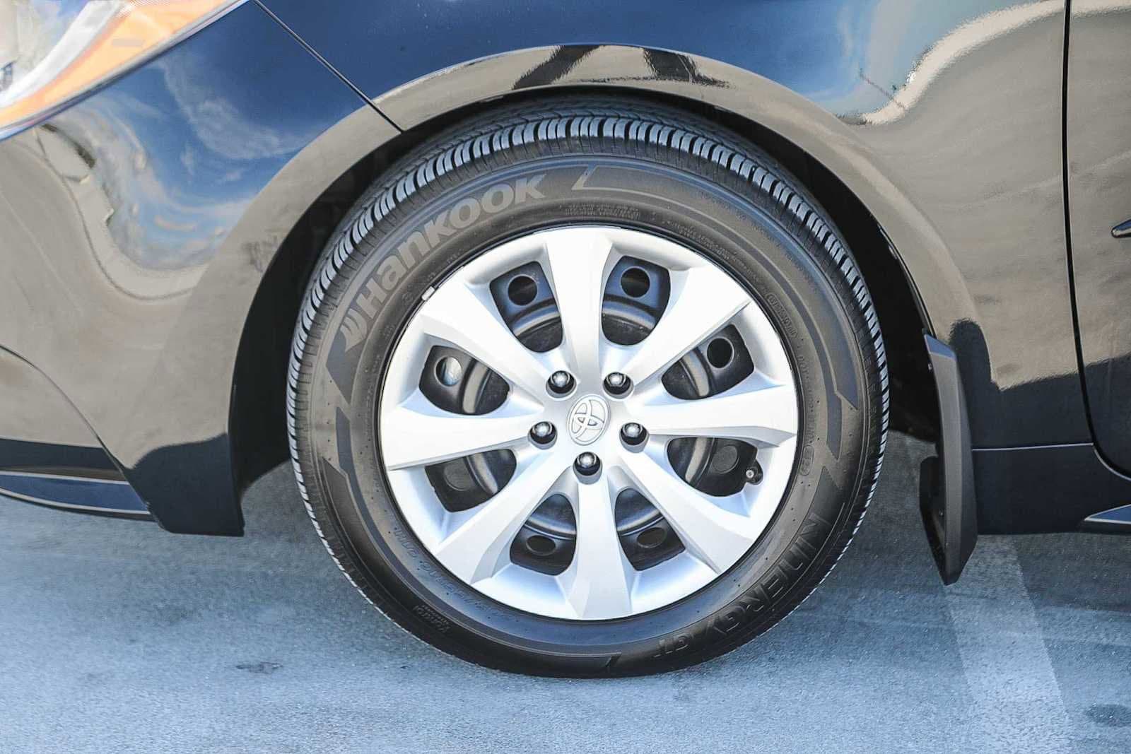 Thumbnail: 2024 Toyota Corolla - 11