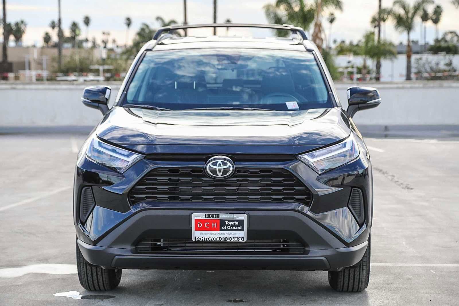 Thumbnail: 2025 Toyota RAV4 - 3