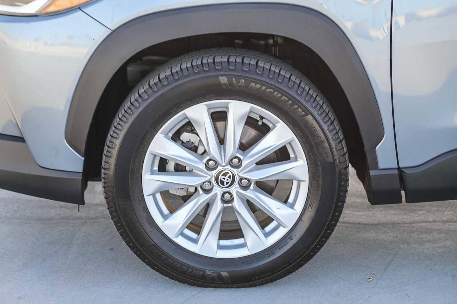 Thumbnail: 2022 Toyota Corolla Cross - 11