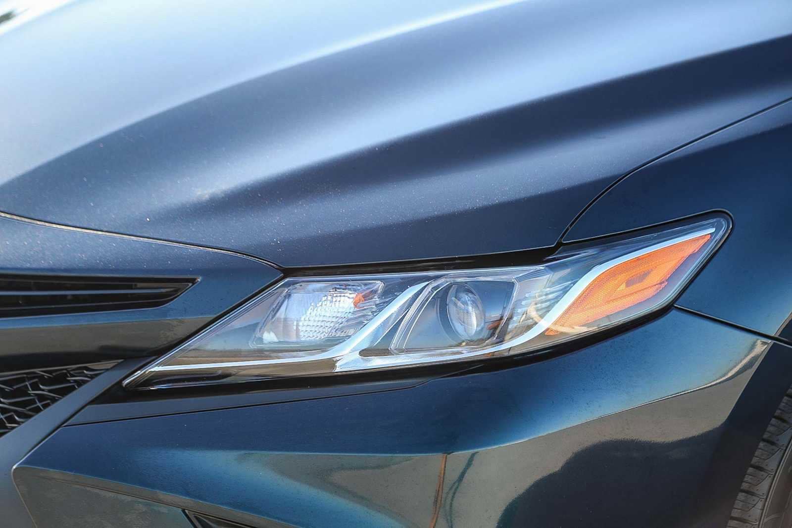 Thumbnail: 2019 Toyota Camry - 7