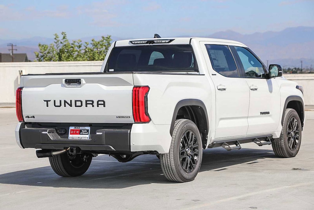 New 2026 Toyota Tundra i-FORCE MAX Limited LIMITED CREWMAX 5.5