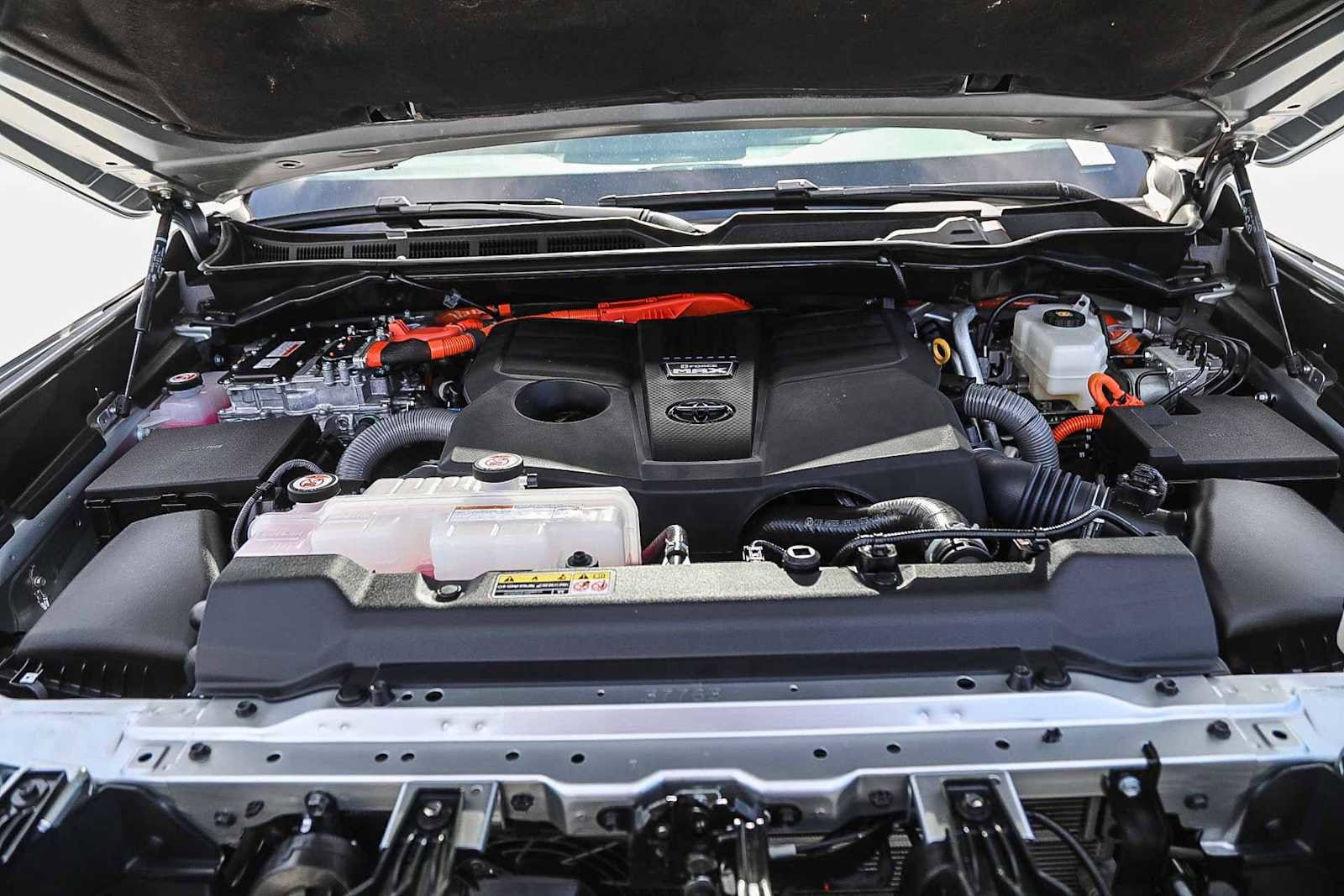 2025 Toyota Sequoia SR5 - Photo 26