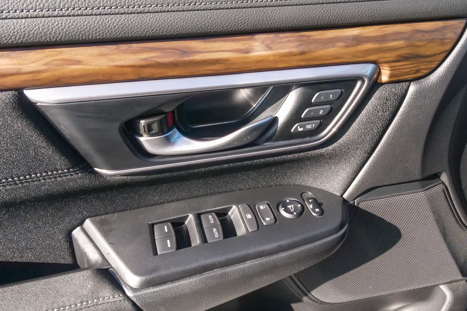 Thumbnail: 2021 Honda CR-V - 17